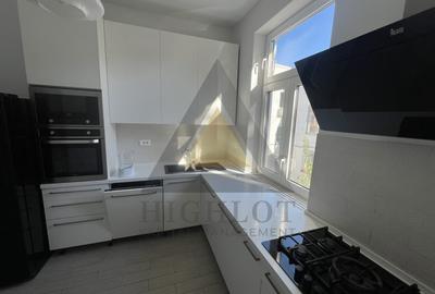 Casă individuală cu 10 camere cu Canalizare în Capitale - 18