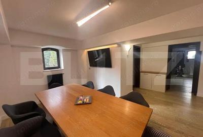 Casă cu Teren 1121 Mp în Central - 11