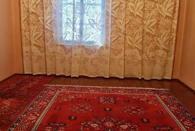 Casă cu 4 camere cu Teren 104 Mp în Central - 1