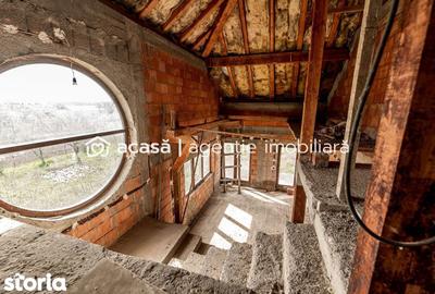 Casă cu 6 camere cu Teren 831 Mp în Mașloc - 2