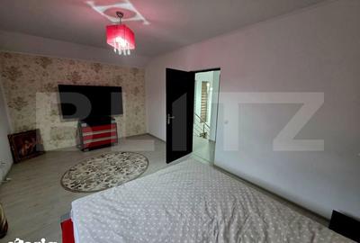 Casă cu 4 camere cu Teren 215 Mp în Răzvad - 1