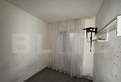 Apartament de vanzare, cu 3 camere, 43 mp, zona Dacia - 8