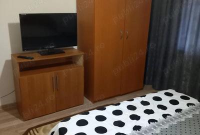Apartament cu 2 camere decomandat în Rovine - 16