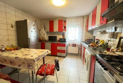 Apartament 2 camere- Etaj intermediar-Zona Tatarasi-Oancea - 4