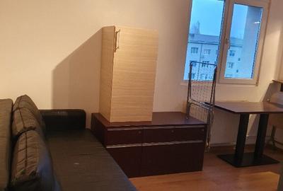 Titan inchiriez garsoniera 4/10, mobilata, utilata, centrala termica - 2