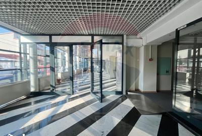 Spațiu comercial, de 4,500 mp, în Tei - 20