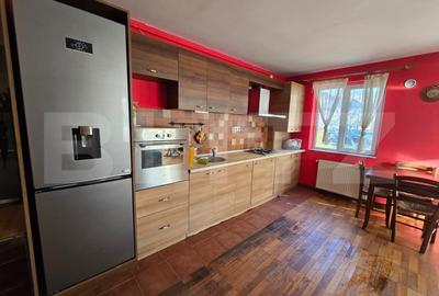 Apartament cu 3 camere semidecomandat, mobilat în Florești - 3