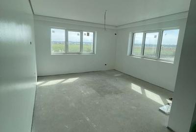 Casă cu 7 camere cu Teren 750 Mp în Central - 19