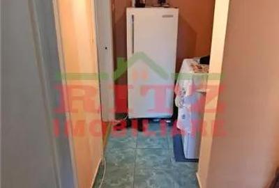 Apartament cu 3 camere nedecomandat în Central - 1