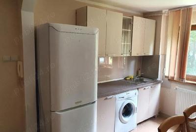 Apartament cu 2 camere semidecomandat în Central - 1