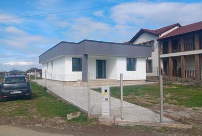 Casă cu 3 camere în Central - 3