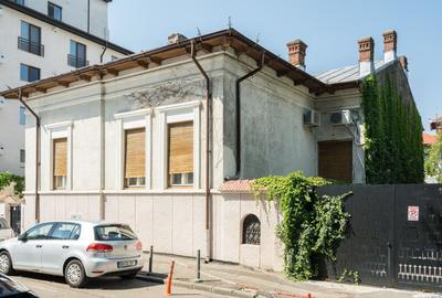 Casă individuală cu 9 camere cu Canalizare în Grădina Icoanei - 29