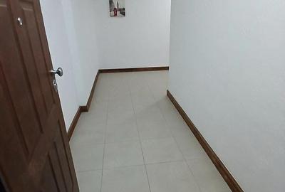 Apartament cu 3 camere decomandat în Central - 1