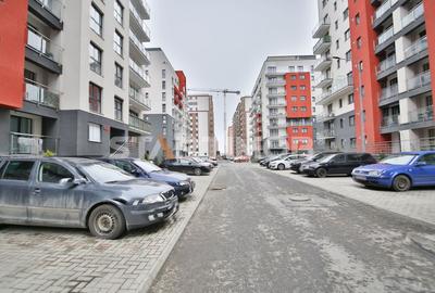 Garsonieră decomandată, mobilată în Tractorul - 32