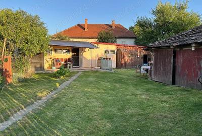 Casa de Vanzare Locuibila - 2