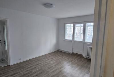 Apartament cu 3 camere semidecomandat în Mircea cel Bătrân - 8