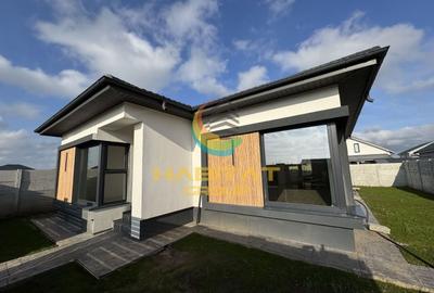 Casă individuală cu 3 camere cu Canalizare în Vidra