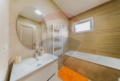 Apartament cu 3 camere semidecomandat, mobilat în UTA - 12