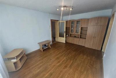 Resita, 2 Cam. Cf. 1, Et. 1, Bulevard, Micro 1 - 2