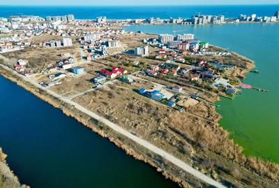 Teren de 5000 mp, în Central