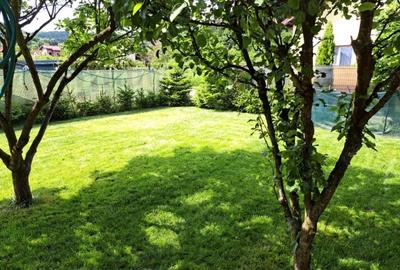 Casă cu Teren 827 Mp în Glâmbocu - 9