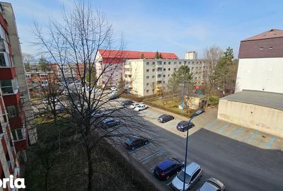 Garsonieră decomandată în Gării - 11