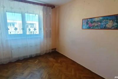 Apartament cu 4 camere decomandat în Dâmbu Pietros - 3
