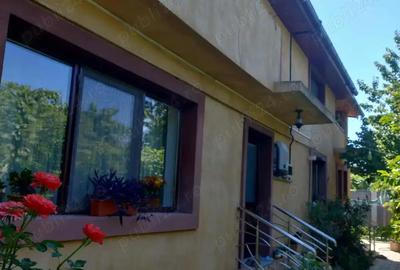 Casă cu 5 camere în Roșiori de Vede - 4