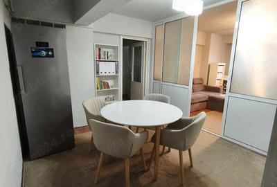 Apartament cu 3 camere semidecomandat în Micro 16 - 6