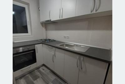 Titan Ghiță Șerban garsonieră confort 1 - 2