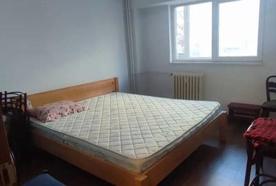 Inchiriez apartament 3 camere Calea Mosilor - 9