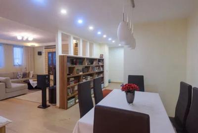 Apartament 3 camere spațios -curte- zona Otopeni