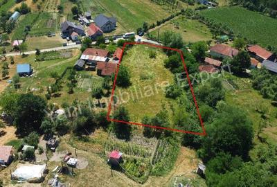 Teren de vanzare in comuna Poienarii de Arge?, sat Poienari, jude? Arge?. - 2