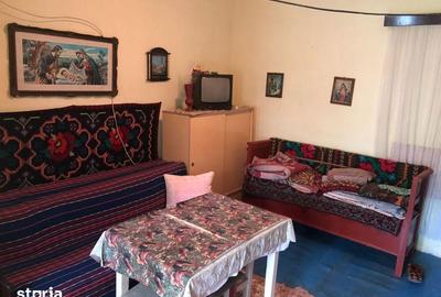 Casă cu 3 camere semidecomandat cu Teren 1350 Mp în Râciu - 8