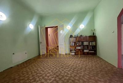 Apartament spatios in cladire istorica  cu gradina I Zona Centrala - 1