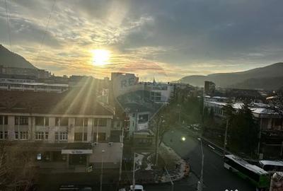 Apartament cu 3 camere decomandat în Central - 4