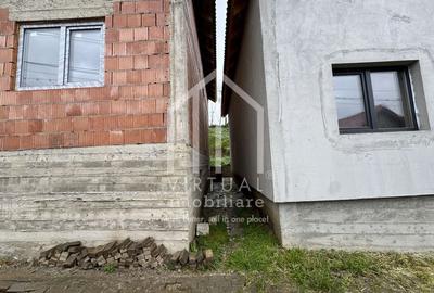 Trei imobile cu teren de 1180mp, 2 casa noi, pivnita,  Sura mare - 18