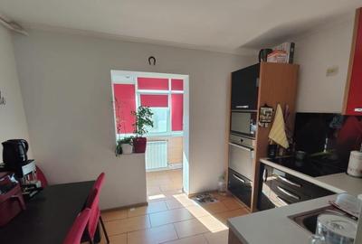 Apartament 3 camere decomandate zona Poarta 6 Constanta - 3