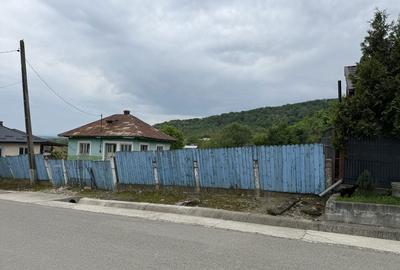 Spațiu comercial, în Strunga