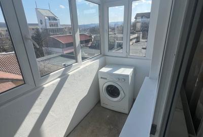 Apartament cu 3 camere decomandat în Central - 2