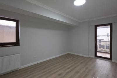 Apartament cu 3 camere semidecomandat în Dămăroaia - 5
