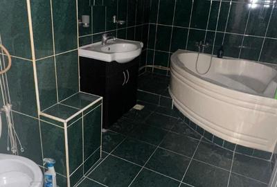 Apartament cu 3 camere decomandat în Central - 4