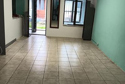 Spațiu comercial, de 100 mp, în Rafinaria Vega