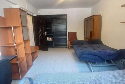 Apartament cu 3 camere decomandat în Centrul Civic - 7