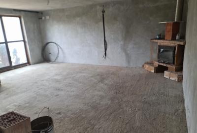 Casă cu 4 camere în Satu Nou - 6