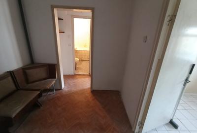 Apartament 2 camere DECOMANDAT, ETAJ 4 cu pod Nicolina 2-Clopotari !! - 8