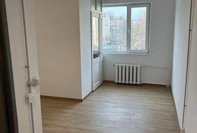 Garsonieră semidecomandată în Sud - 4
