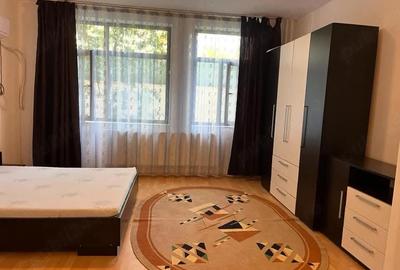 Garsonieră decomandată în Podu Roș - 1