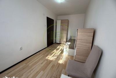 Apartament cu 3 camere semidecomandat în Central - 7