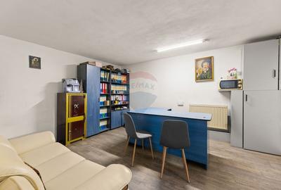 Spatiu comercial de inchiriat cu terasa in zona Fortuna - Fat-Frumos - 1